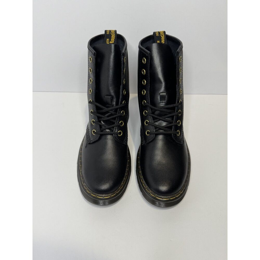 NWOT Doc Martens Zavala Lace Up Combat Ankle Boot Unisex 8L 7M AW004 Goth Punk - Picture 2 of 11
